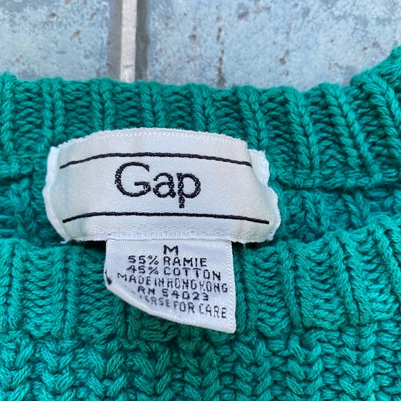 90's Gap Cozy Cotton/Ramie Boxy Unisex Sweater - Picture 8 of 8